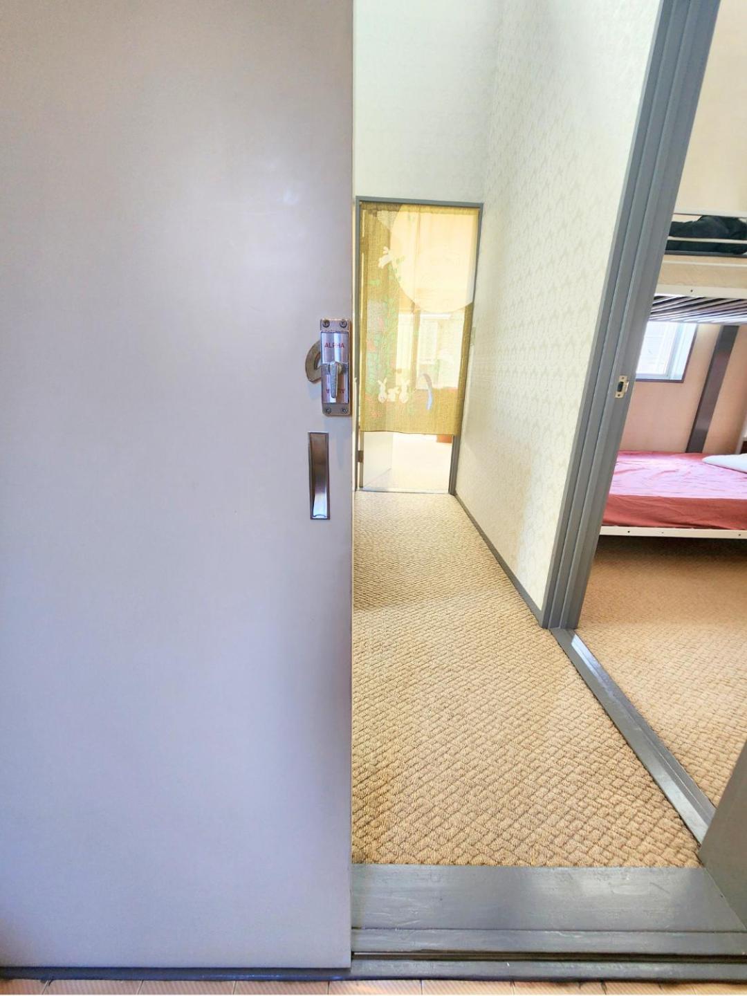 Hostel Work Or Wander Токио Екстериор снимка